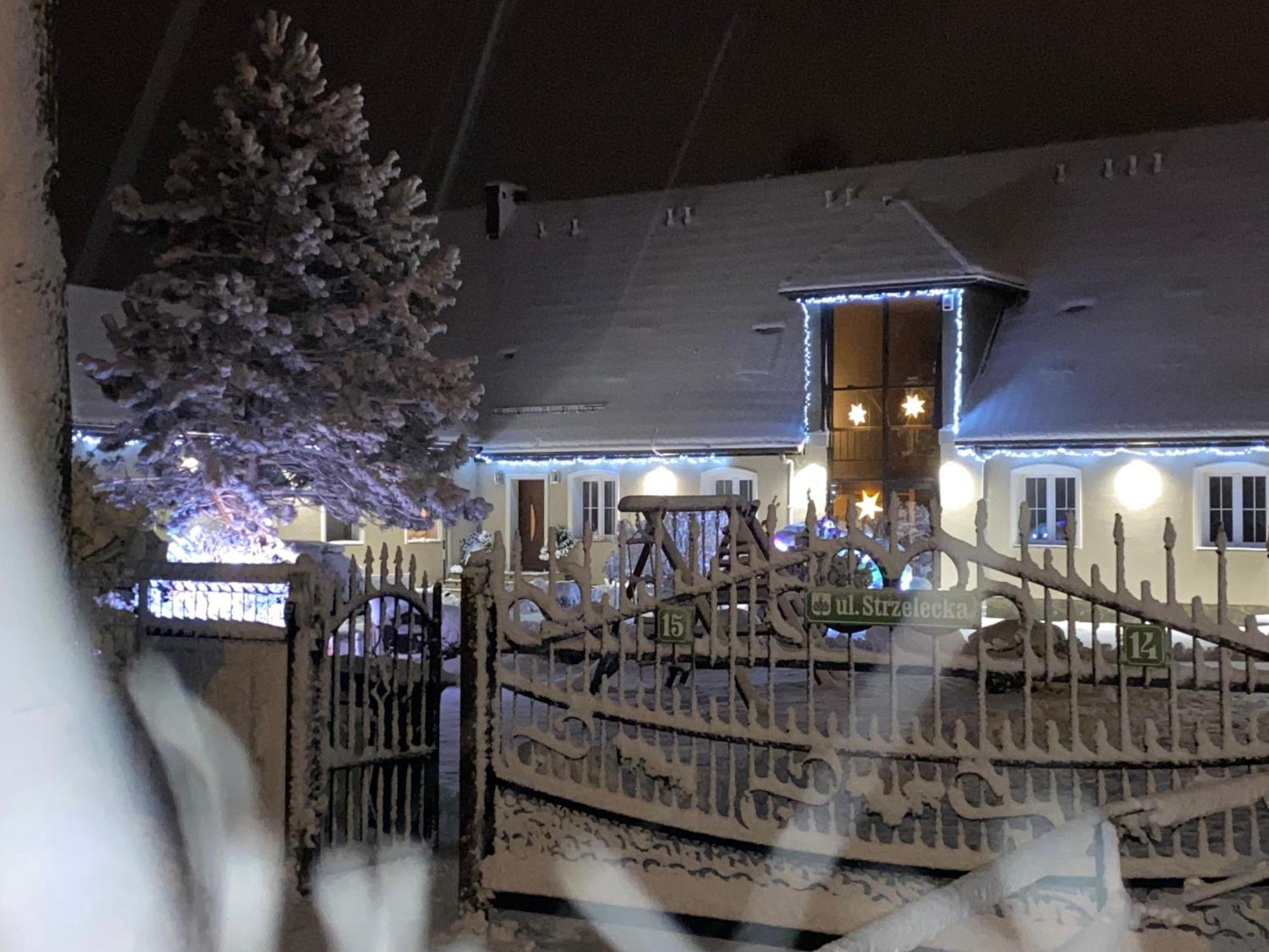 Apartizer Swieradow Zdroj Pobiedna Luaran gambar